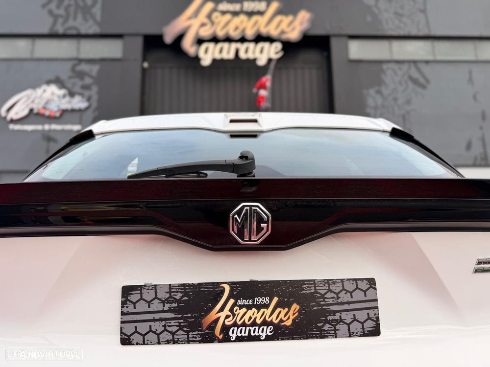 MG MG4 51 kWh Standard - 11