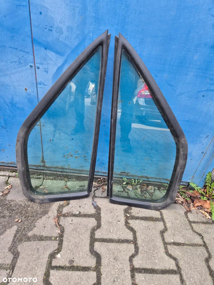 SZYBA TRÓJKĄT LEWA PRAWA IVECO DAILY III IV  01-13r. - 1