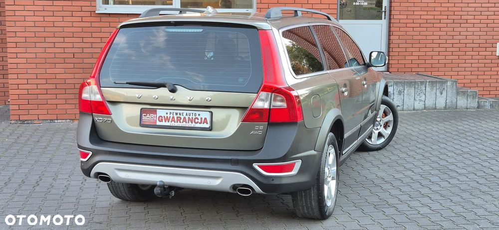 Volvo XC 70 D5 AWD Summum - 4