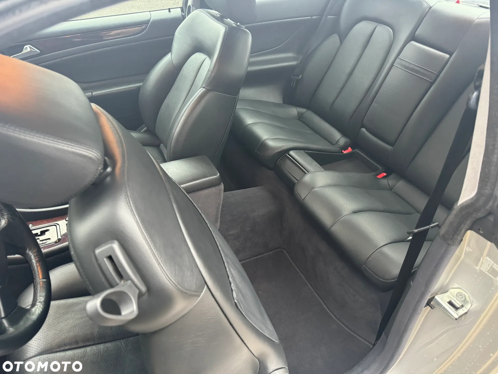 Mercedes-Benz CLK 430 - 10