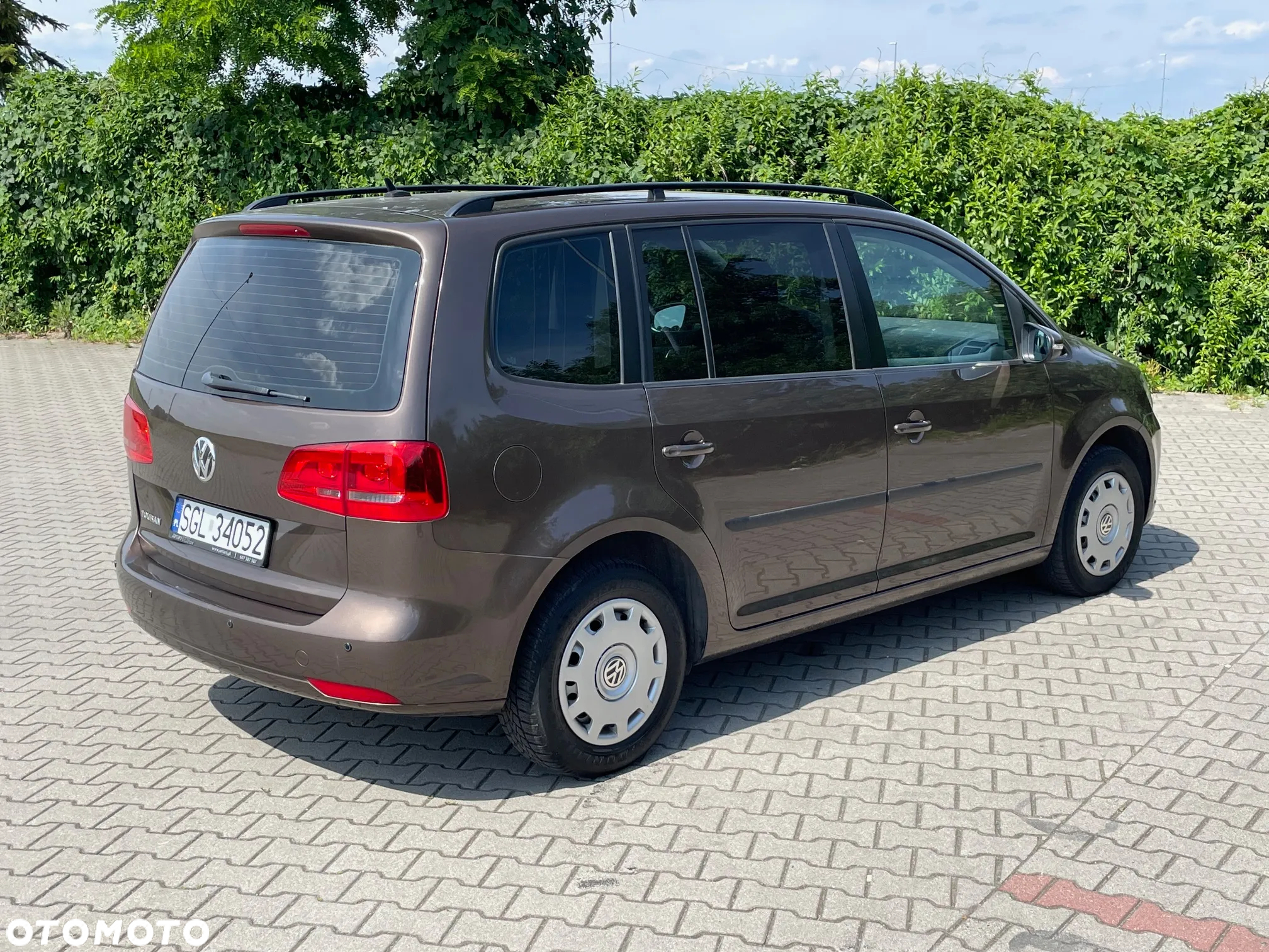 Volkswagen Touran 1.6 TDI DPF BlueMotion Technology DSG Trendline - 14
