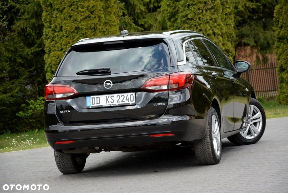 Opel Astra 1.4 T Dynamic - 7