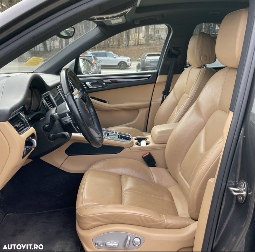Porsche Macan Standard - 17