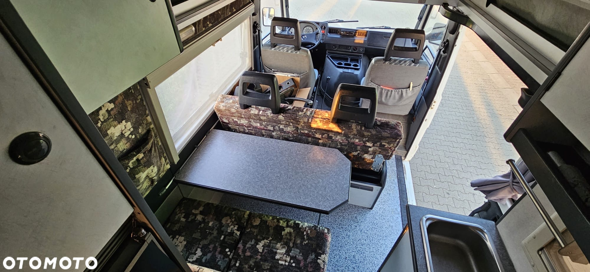 Mercedes-Benz Mb100 - 14