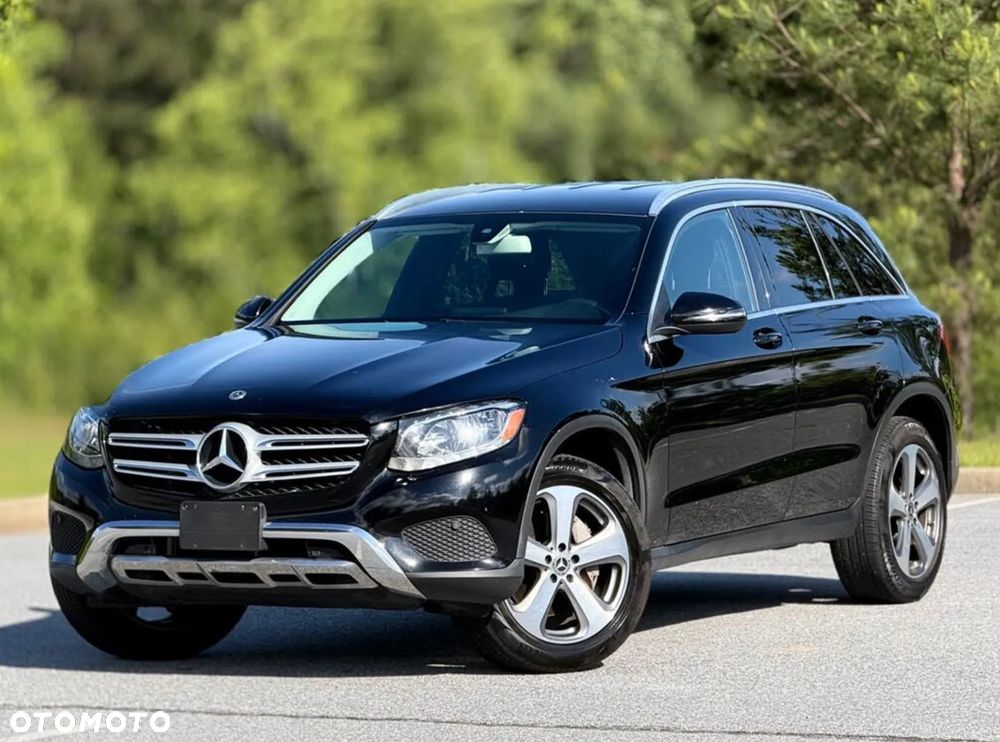 Mercedes-Benz GLC 300 4Matic 9G-TRONIC AMG Line - 6