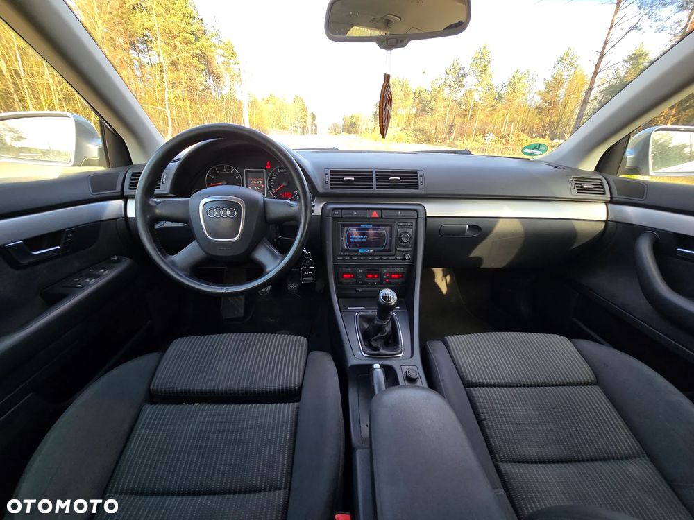 Audi A4 Avant 2.0 T FSI - 6