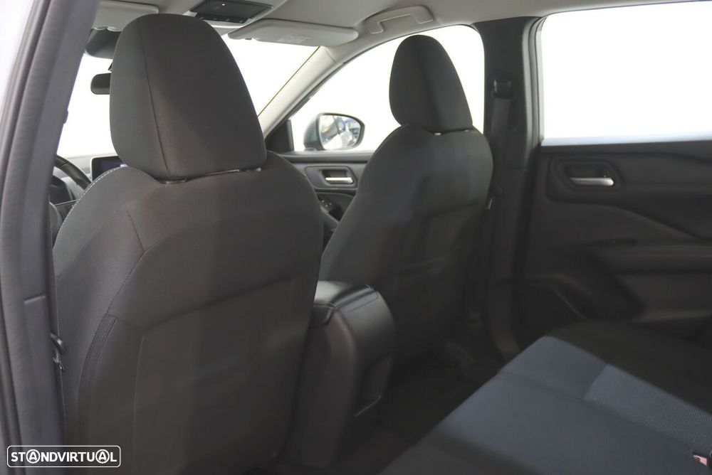 Nissan Qashqai 1.3 DIG-T Acenta - 13