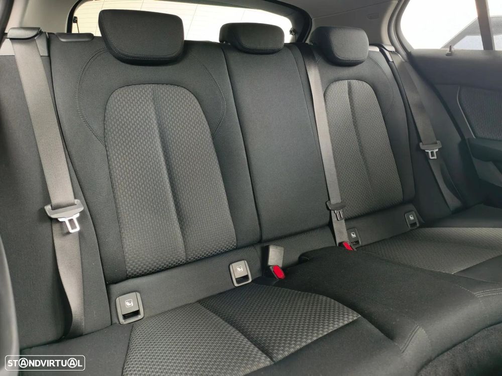 BMW 116 d Line Sport Auto - 38