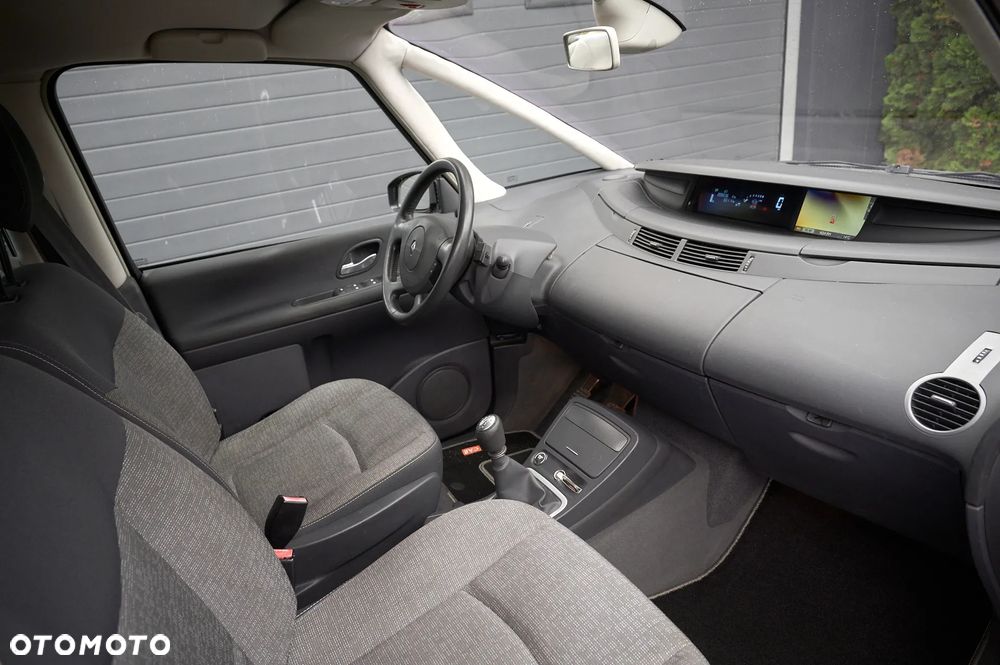 Renault Grand Espace 2.0 Navitech - 23