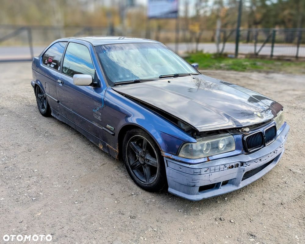 BMW E36 Compact 316i na części - 3