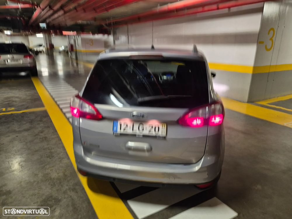 Ford Grand C-Max 1.6 TDCi Titanium - 20
