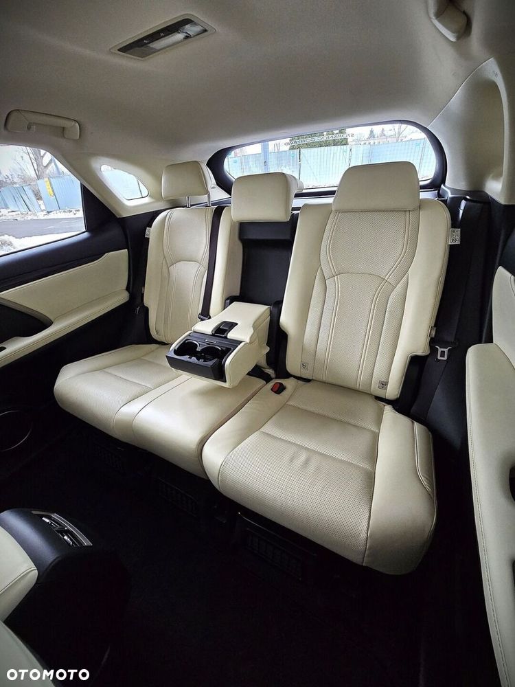Lexus RX - 27