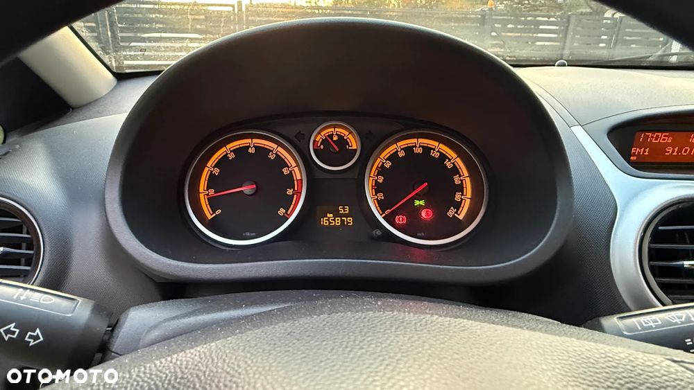 Opel Corsa - 37