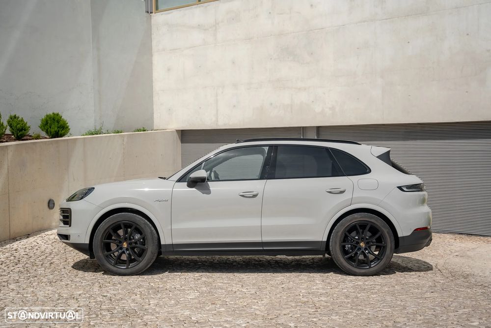 Porsche Cayenne E-Hybrid - 3