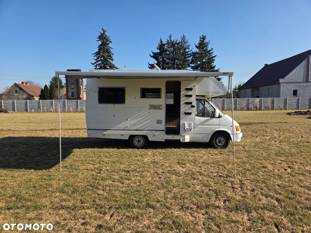 Ford Transit - 1