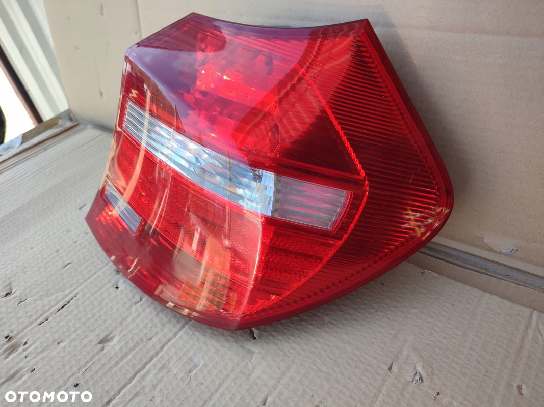 Lampa prawy tył BMW 1 E87 LIFT EUROPA ORYGINAŁ 7164956 - 2