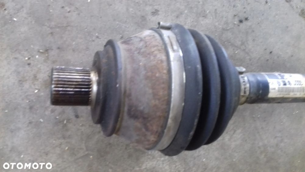 półoś lewa prawa 4F0407271H 4F0407272H A6 C6 2.4 automat - 8