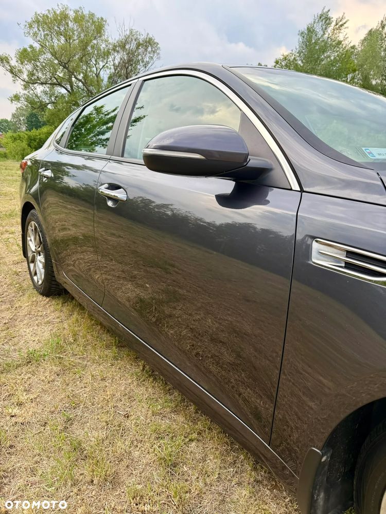 Kia Optima 1.7 CRDI L DCT - 24