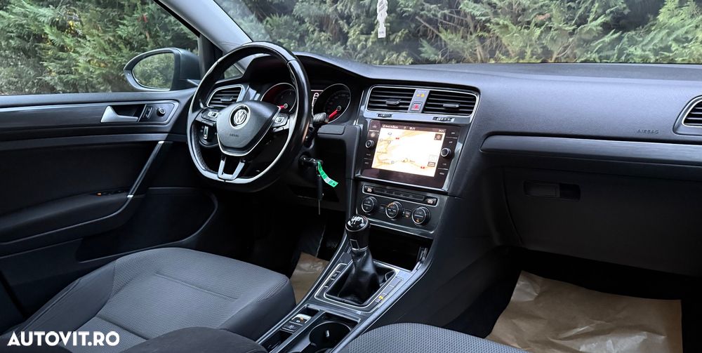 Volkswagen Golf 1.6 TDI (BlueMotion Technology) Trendline - 15