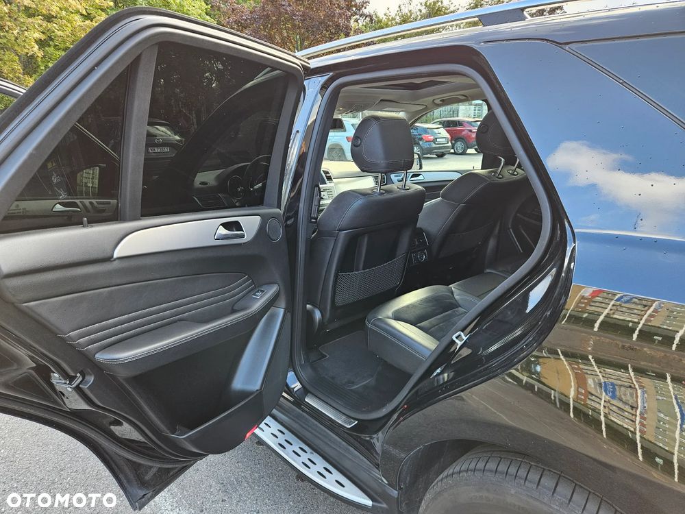 Mercedes-Benz ML 350 BlueTec 4-Matic - 14