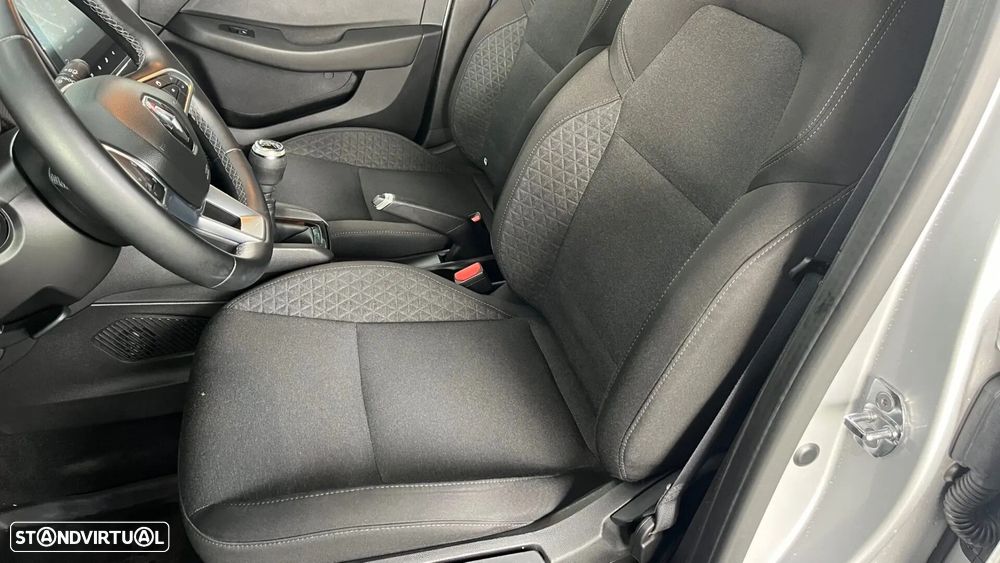 Renault Clio - 29