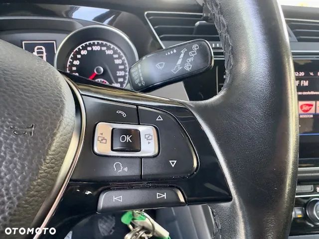 Volkswagen Touran 1.4 TSI BMT Comfortline - 16