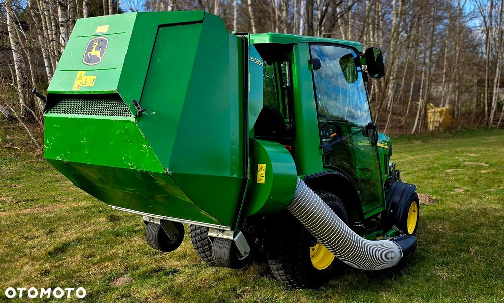 John Deere 2320 HST - 3