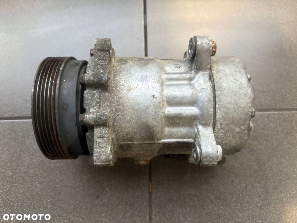 KOMPRESOR KLIMATYZACJI FORD SD7V16 6M2H19D629AA - 2