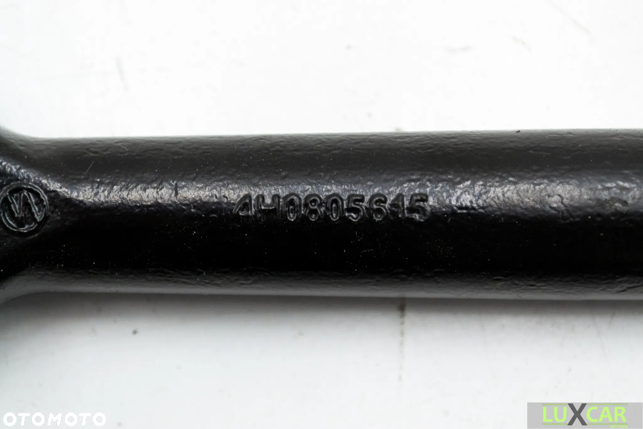 AUDI A8 D4 UCHO HAK OCZKO HOLOWNICZE 4H0805615 - 2