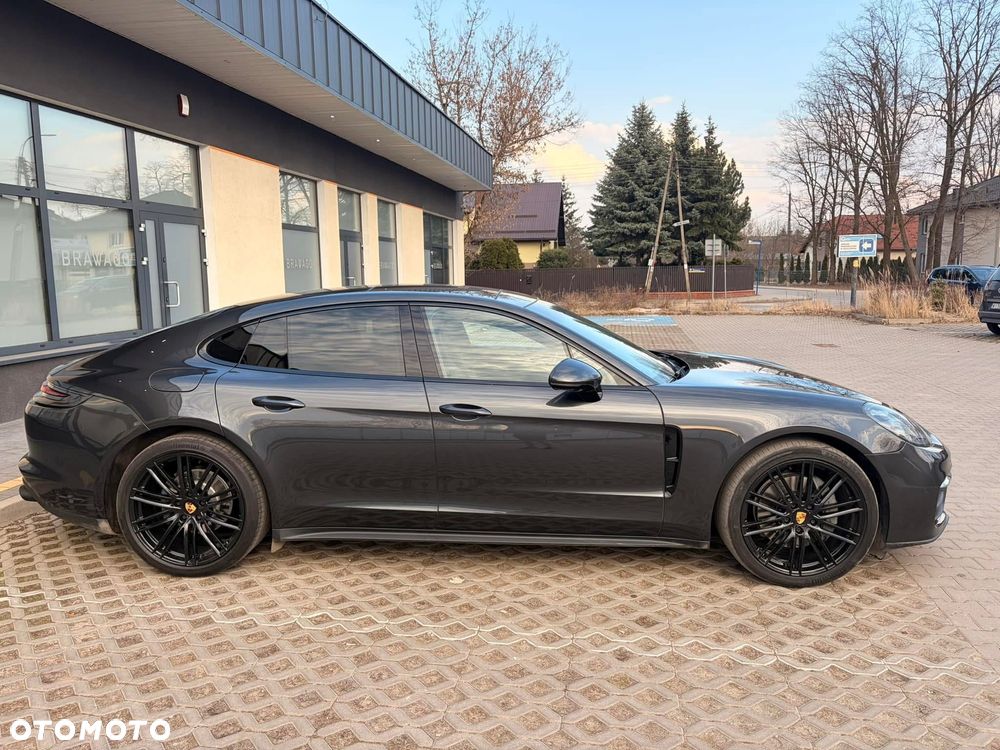 Porsche Panamera - 6