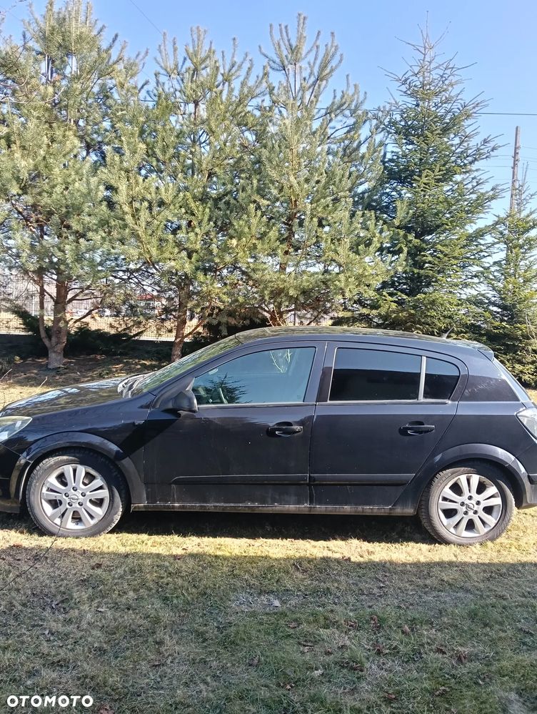 Opel Astra 2.0 T Cosmo - 5