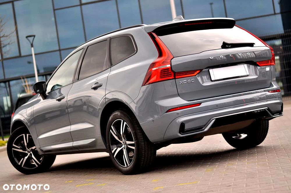 Volvo XC 60 T6 AWD Recharge Geartronic RDesign - 8