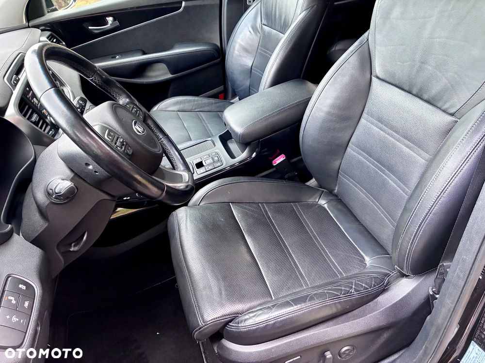 Kia Sorento 2.2 CRDi AWD Platinum Edition - 38