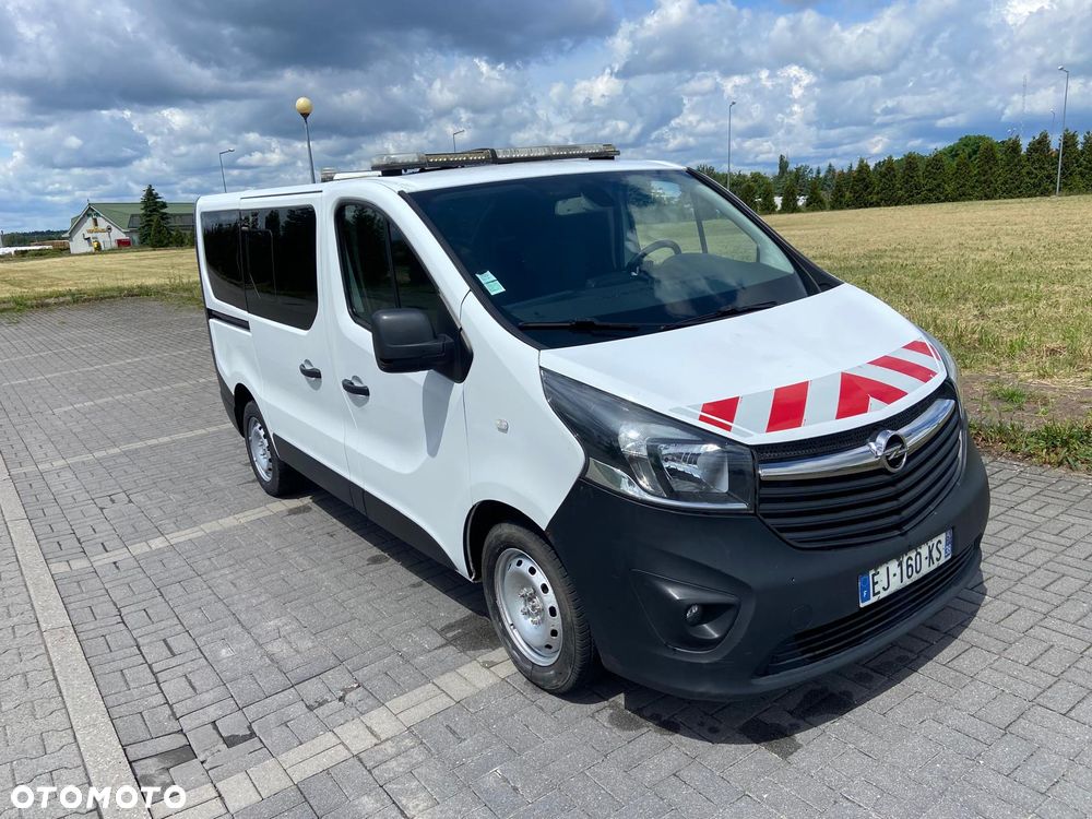 Opel Ambulans Karetka vivaro - 3
