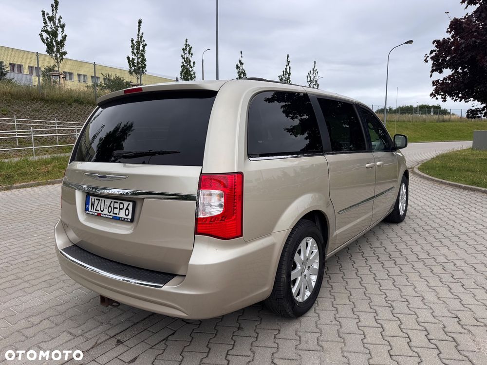 Chrysler Town & Country 3.6 Touring - 5