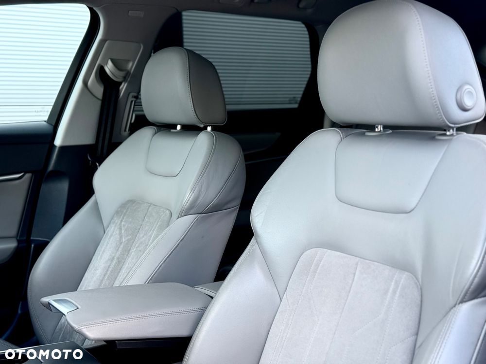 Audi A6 Avant 40 TDI S tronic S line - 25