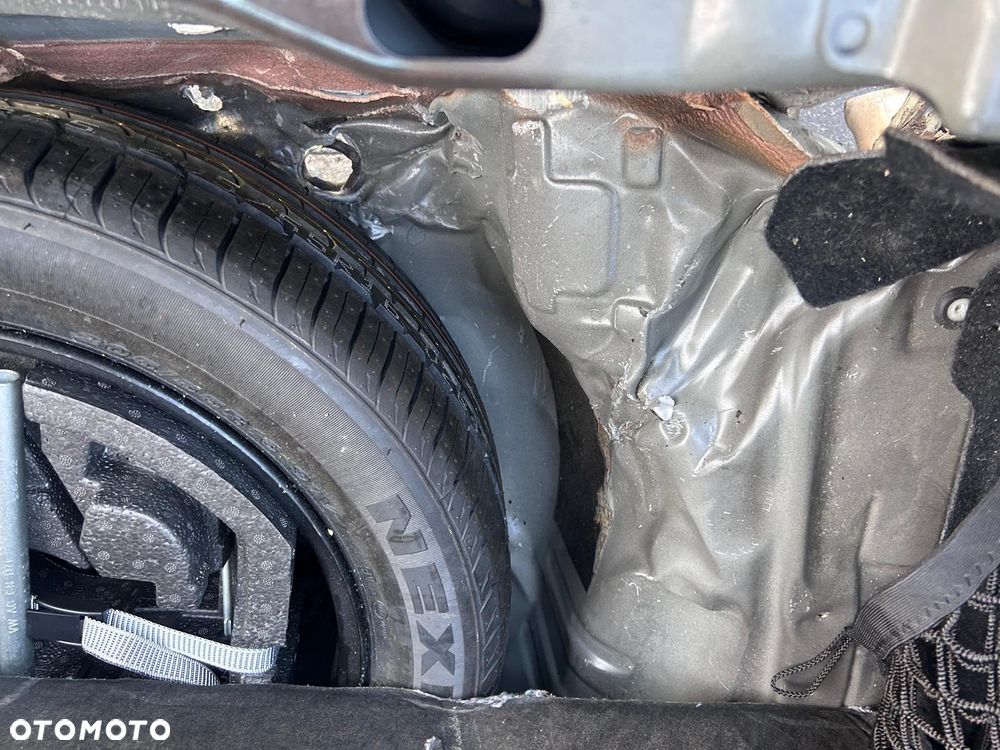 Skoda Superb 2.0 TSI Style DSG - 23