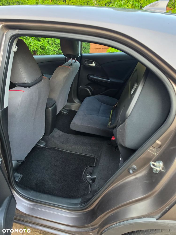 Honda Civic 1.4 Sport - 10