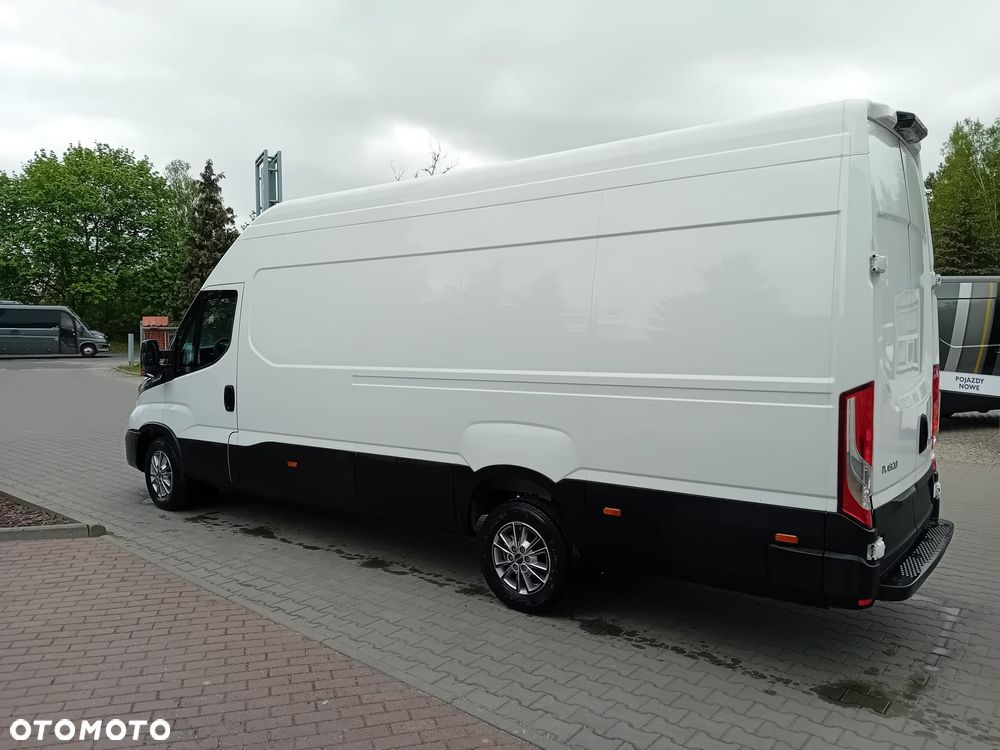 Iveco DAILY 35S18HA8V L4H3 18m3 3.0 180KM - 6