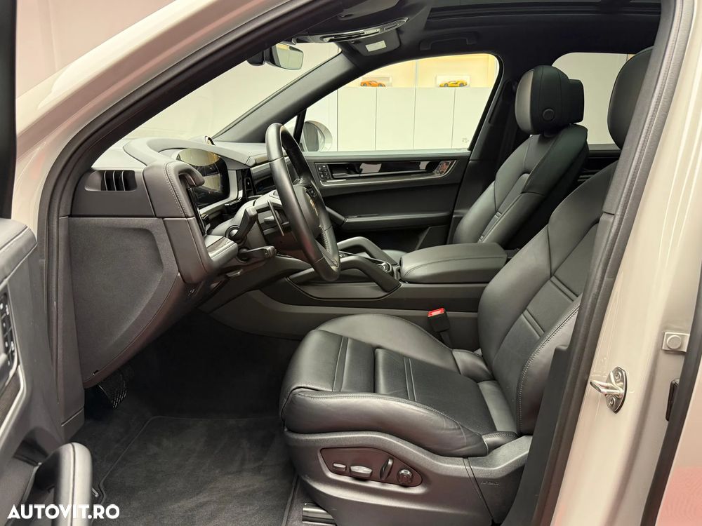 Porsche Cayenne E-Hybrid - 10