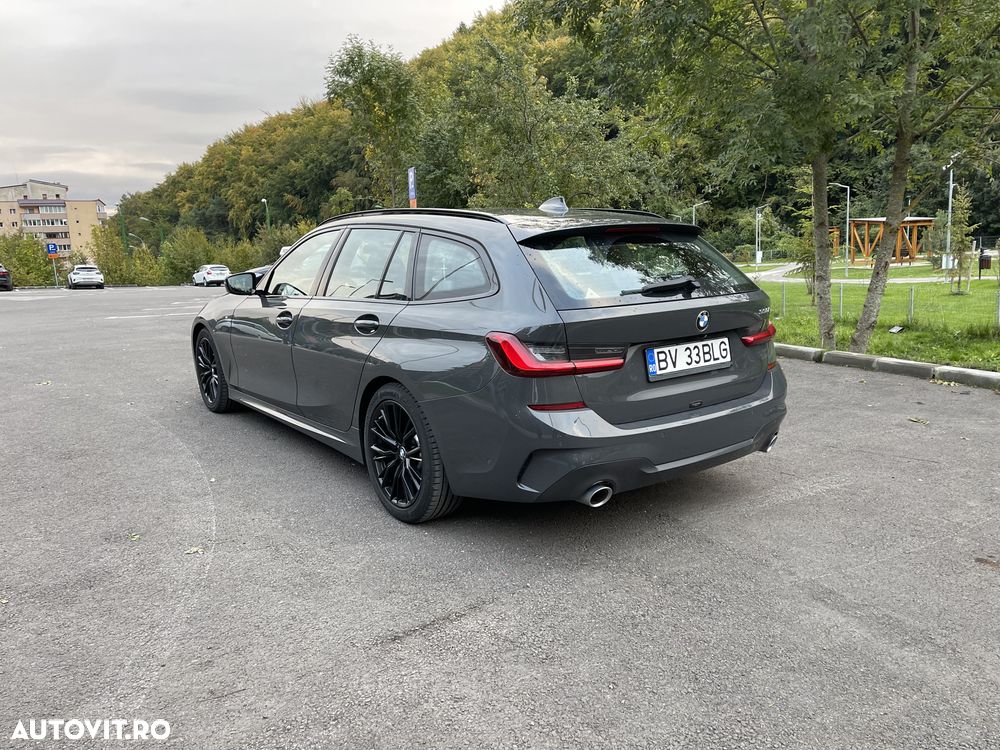 BMW Seria 3 330i AT - 4