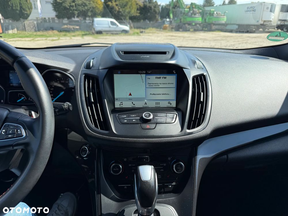 Ford Kuga 1.5 EcoBoost 4x4 ST-Line - 3