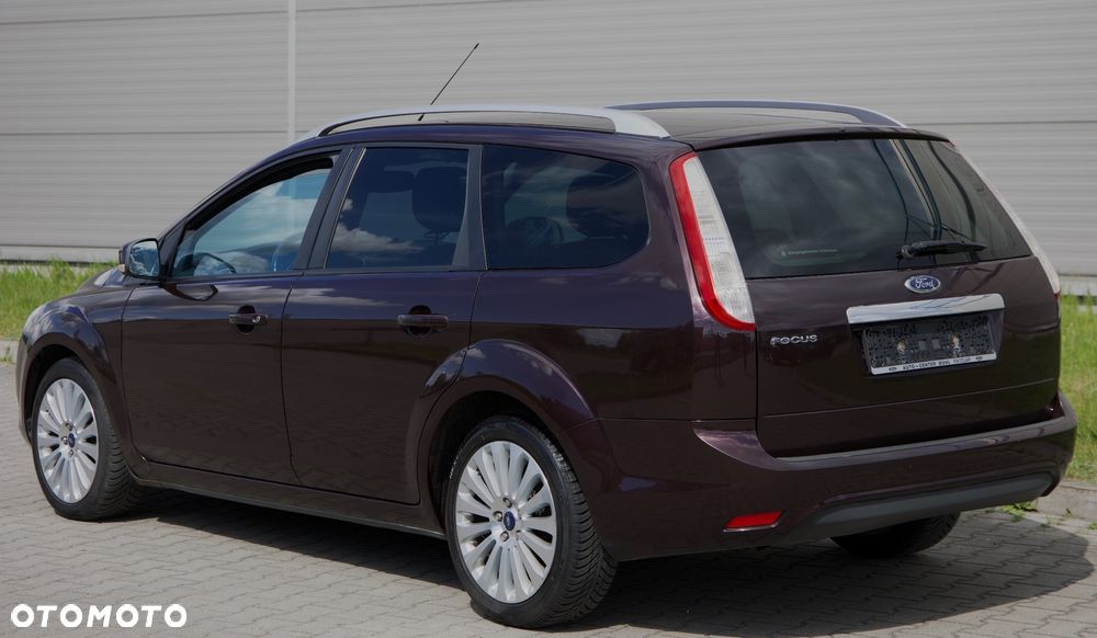 Ford Focus 1.6 Titanium - 11