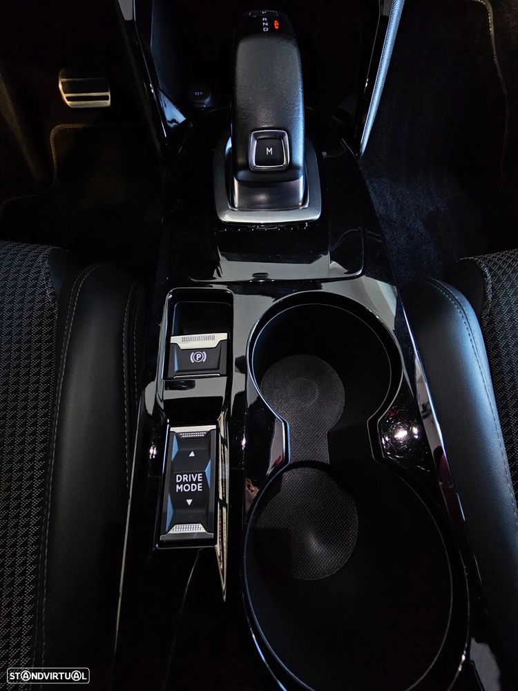 Peugeot 2008 1.5 BlueHDi GT Line EAT8 - 18