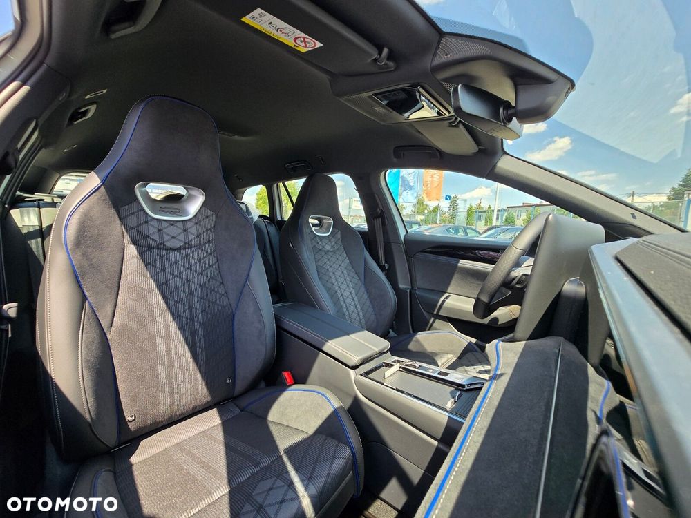 Volkswagen Passat Variant - 23