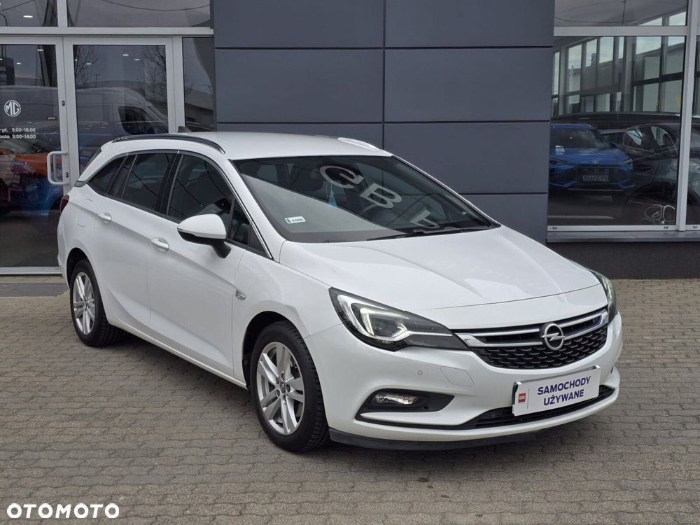 Opel Astra 1.6 CDTI Enjoy - 4