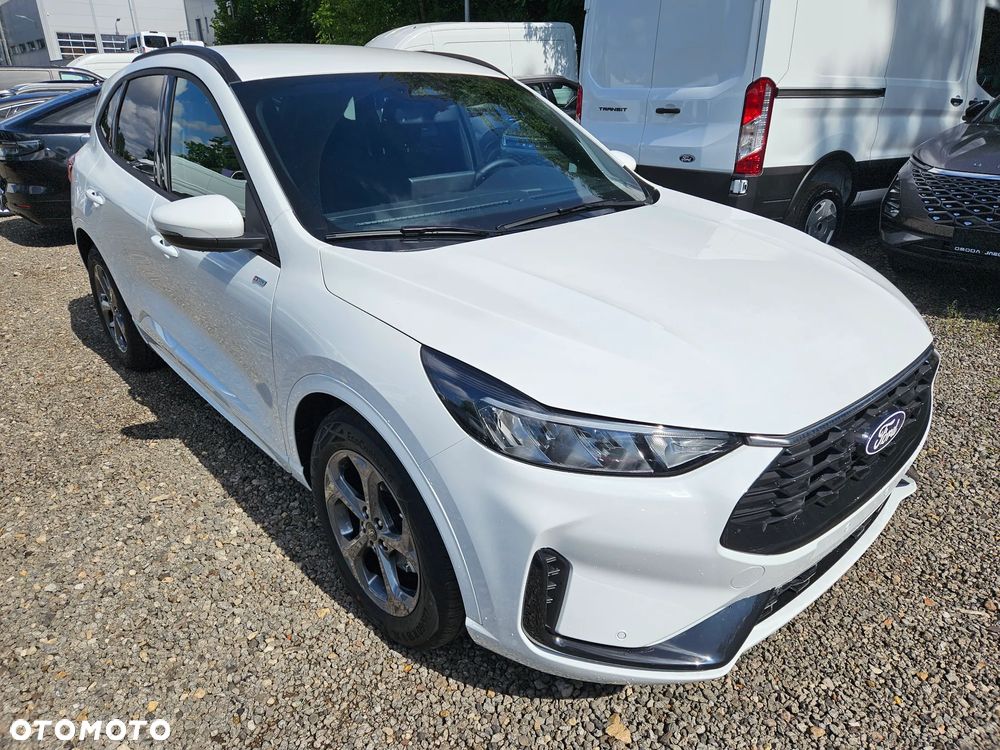 Ford Kuga 2.5 FHEV FWD ST-Line - 6