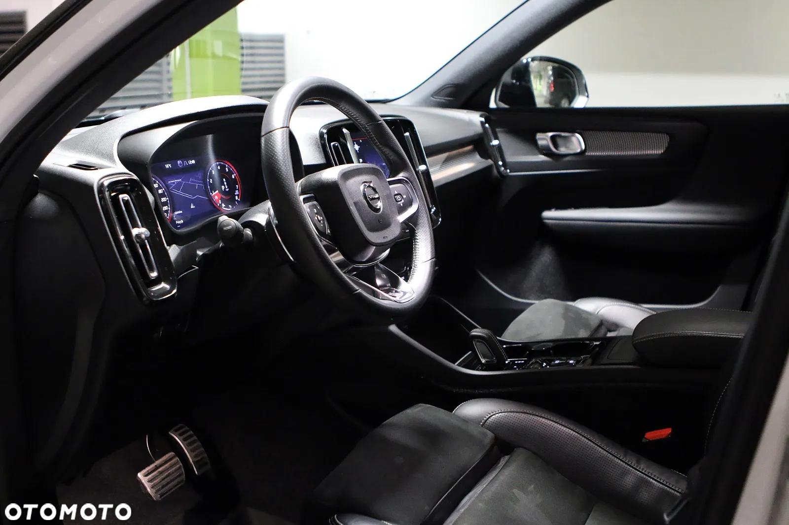 Volvo XC 40 T5 AWD R-Design - 6