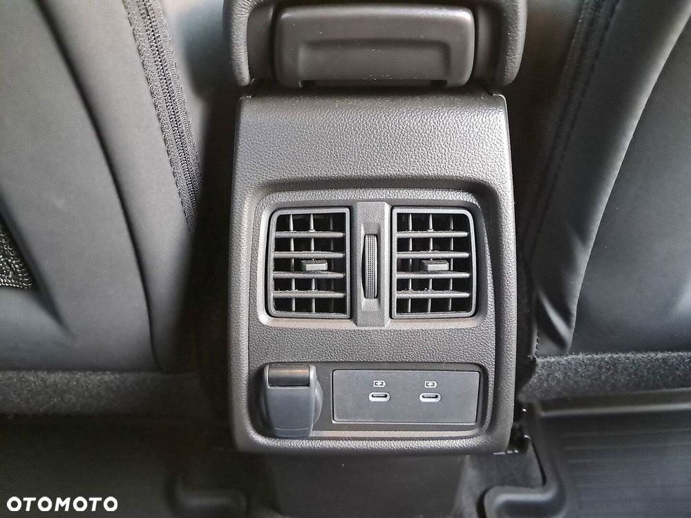 Renault Captur 1.0 TCe Techno - 26