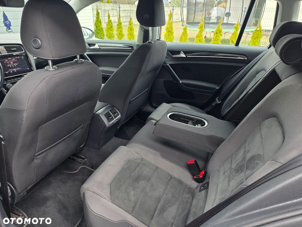 Volkswagen Golf 2.0 TDI BMT Highline DSG - 23